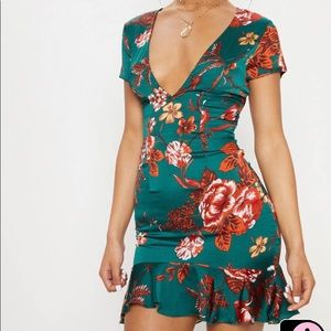 Emerald Green Criss Cross Back Frill Hem Bodycon Dress